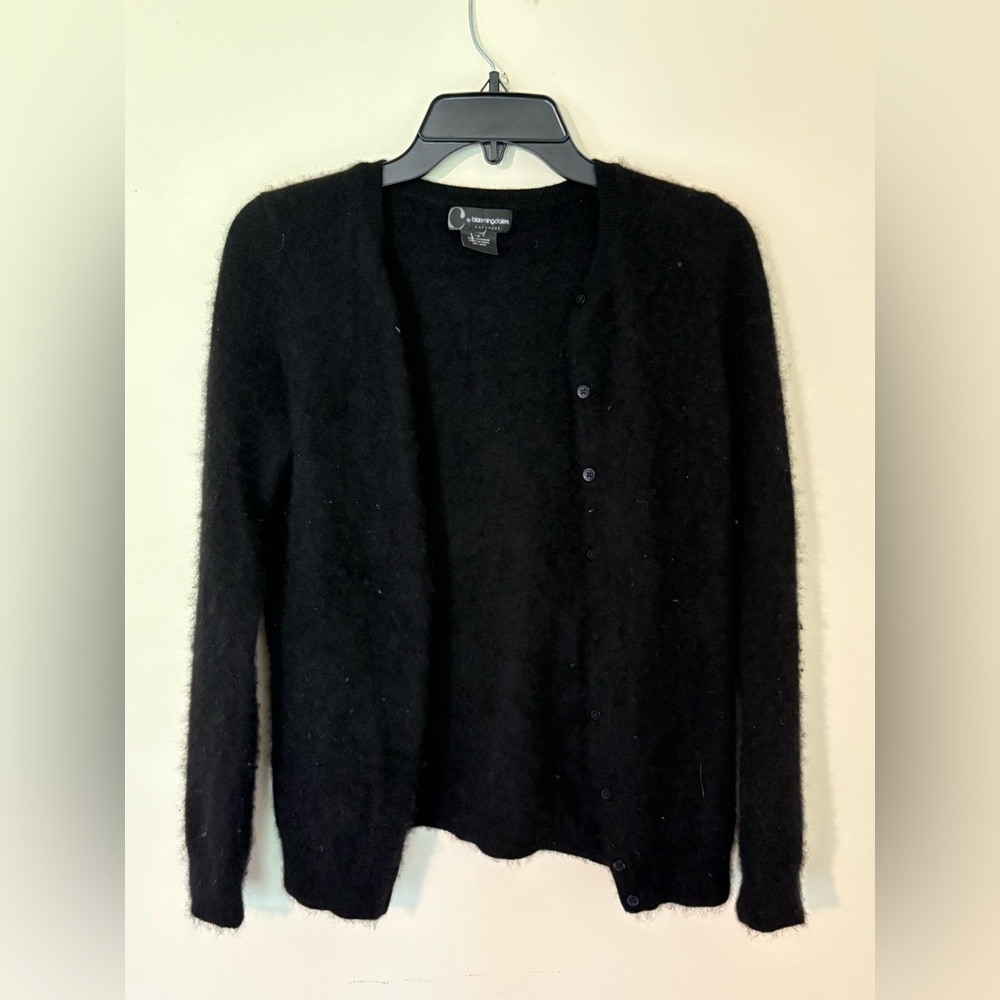Women’s C by Bloomingdale’s Cashmere Sweater Size Medium